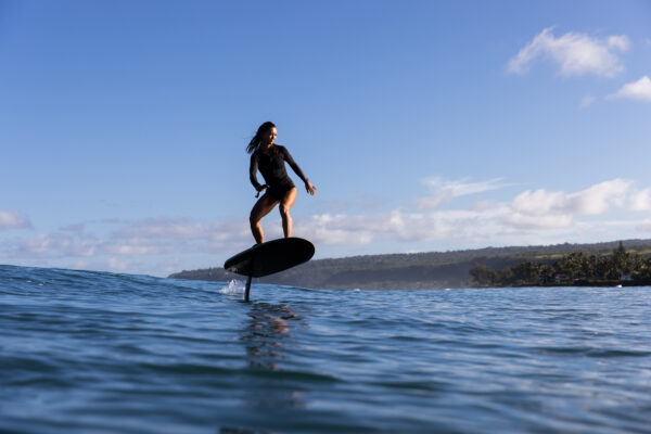 Fliteboard PRO Carbon - Effortlessly glide through waves, empowering women riders to reach new heights with hydrofoil excellence.