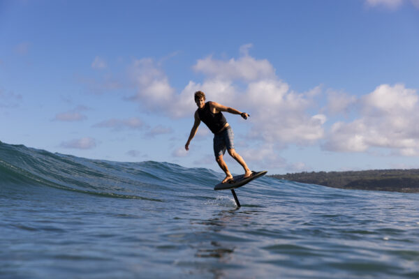 Fliteboard PRO Carbon - Effortlessly glide through waves with hydrofoil excellence for an exhilarating water experience.